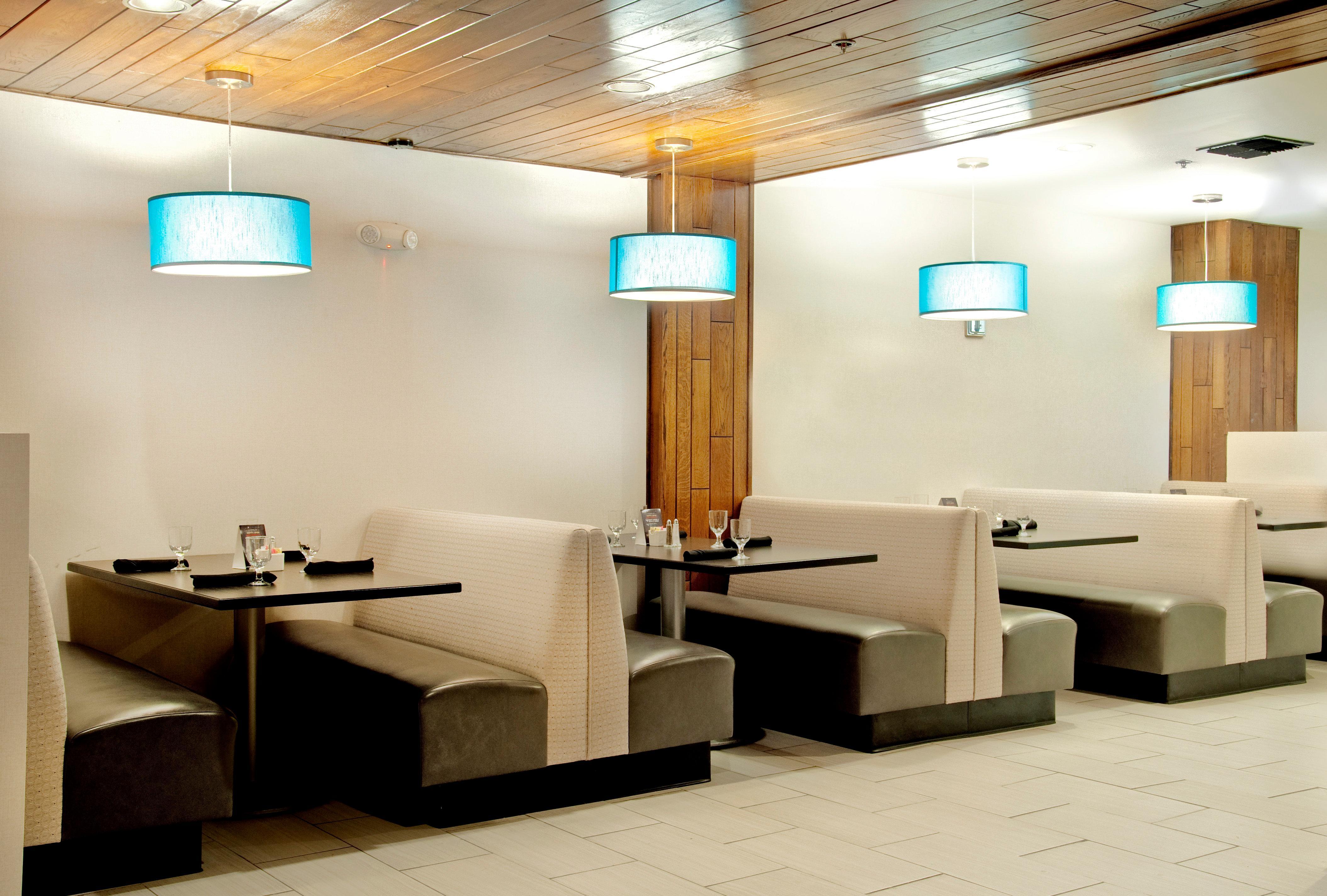 Holiday Inn Victorville By Ihg Екстериор снимка