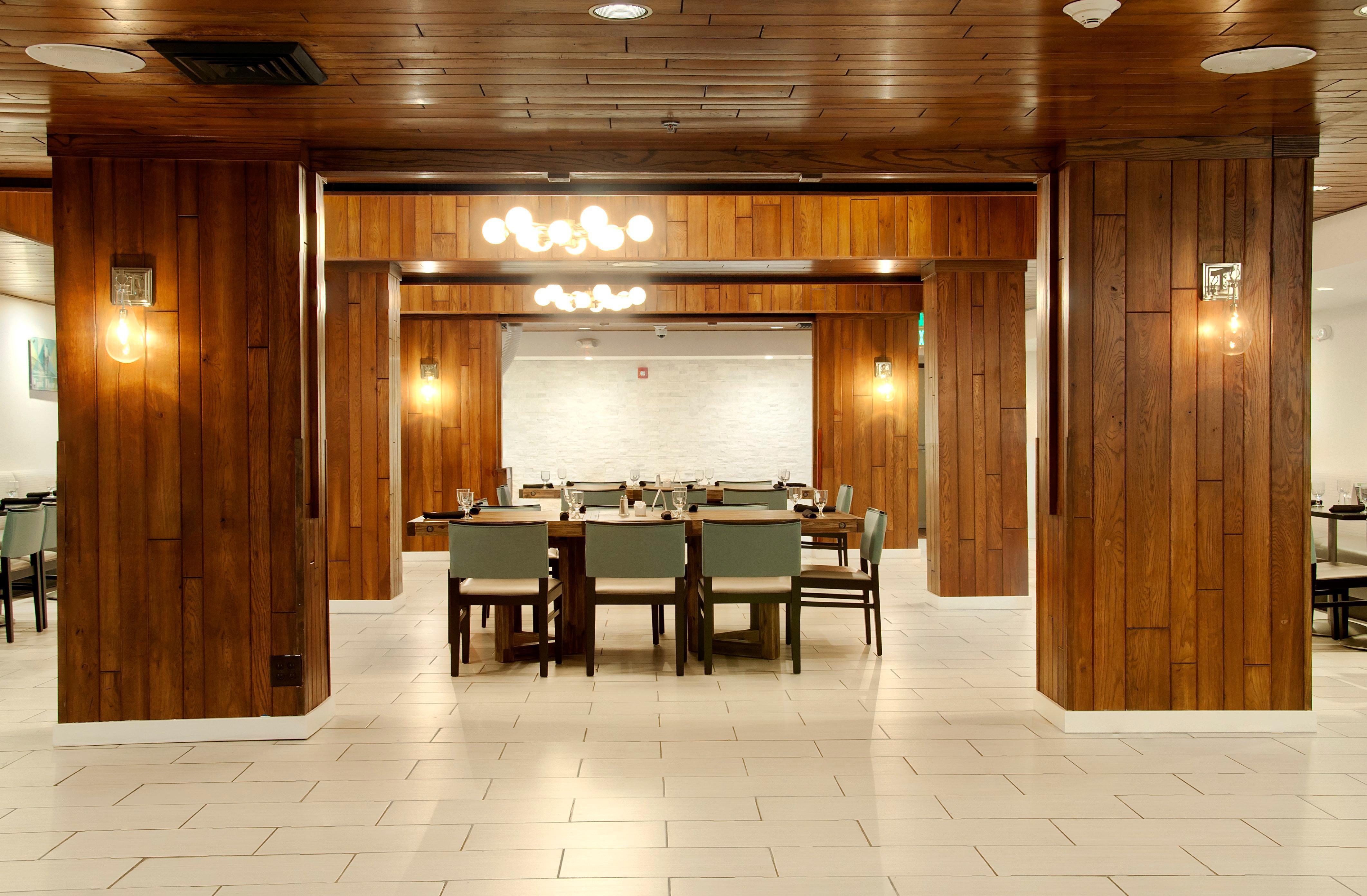 Holiday Inn Victorville By Ihg Екстериор снимка