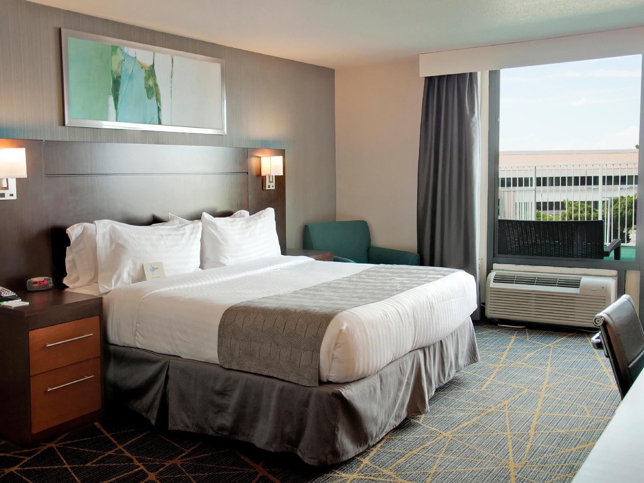 Holiday Inn Victorville By Ihg Екстериор снимка