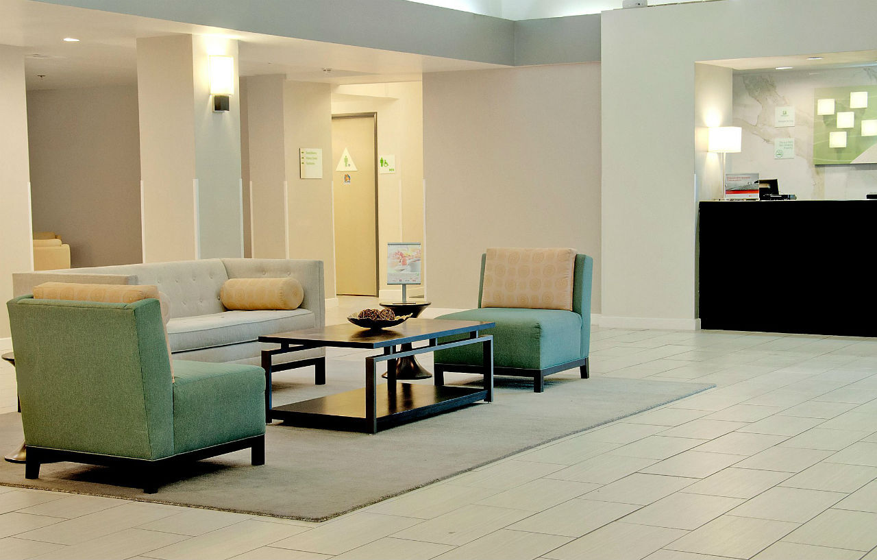 Holiday Inn Victorville By Ihg Екстериор снимка